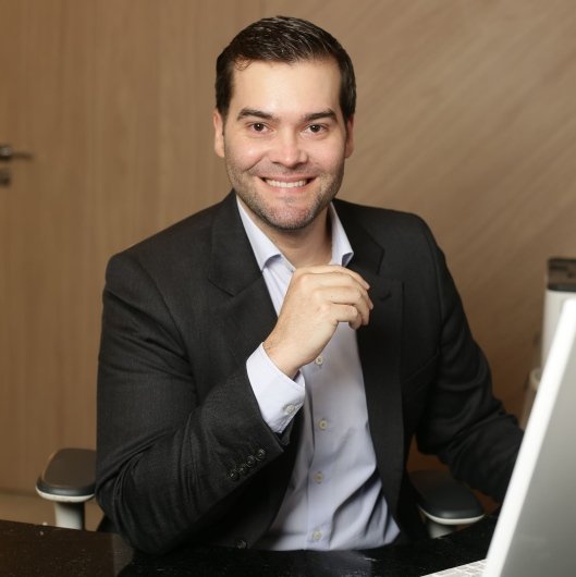 Dr. Bogdan Czaplinski Martins Barros