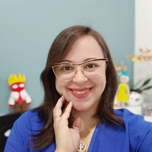 Aline Divina Silva