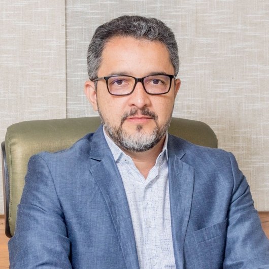 Dr. Fernando Muniz