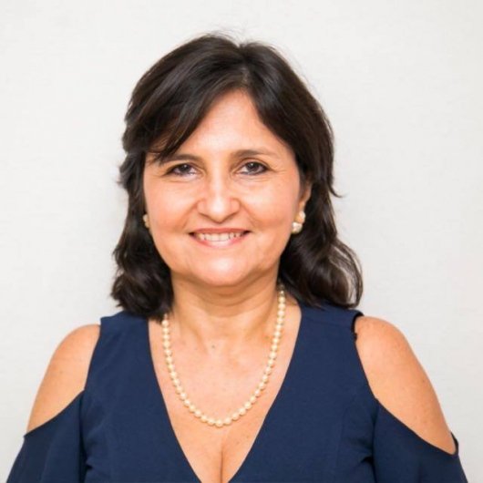 Dra. Ana Estela Fernandes Leite