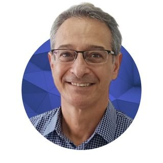 Dr. Marcelo Tavares