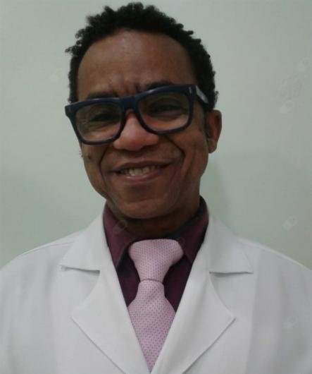 Dr. Julio Cesar Xavier de Oliveira