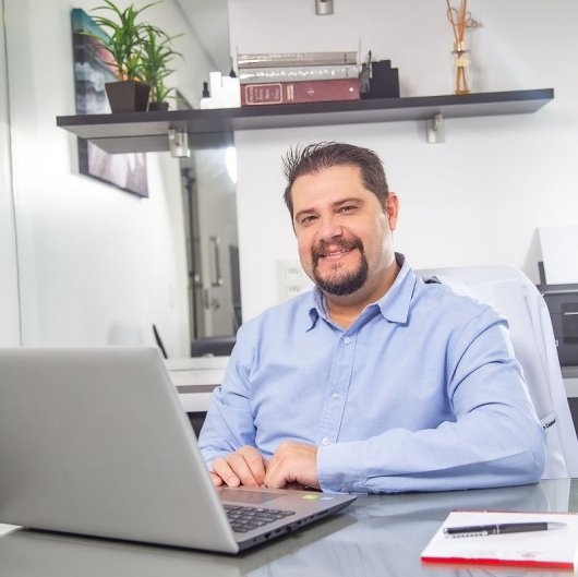 Dr. Evandro Calamari Rubio