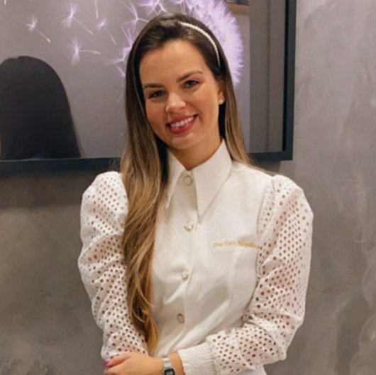 Dra. Tais Mendonça