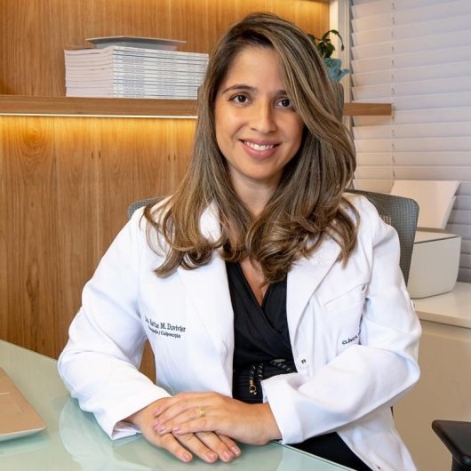 Dra. Karine Mello Duvivier
