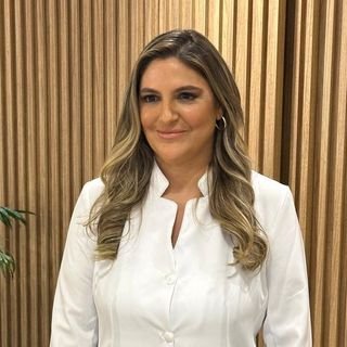 Dra. Alessandra Moreira Bender