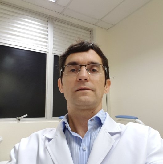 Dr. Alberty Freitas