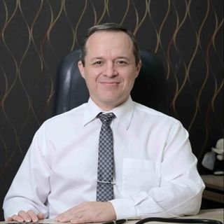 Dr. Rodrigo Gui Queiroz