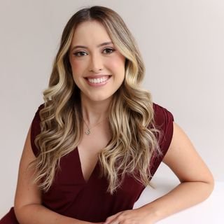 Dra. Ingrid Faria