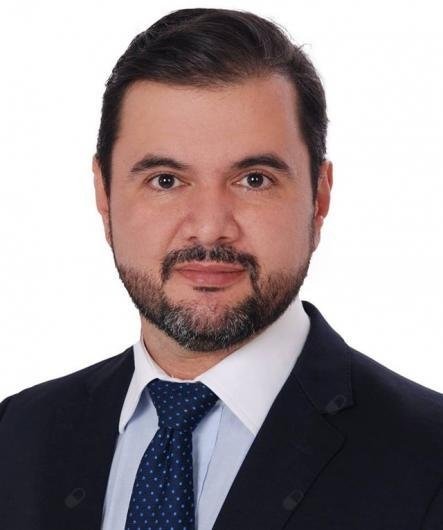 Dr. Luiz Lobato