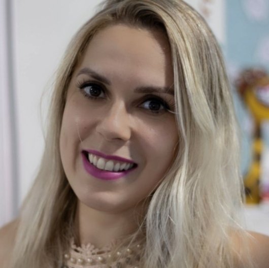 Dra. Adriana Moreira Gomes