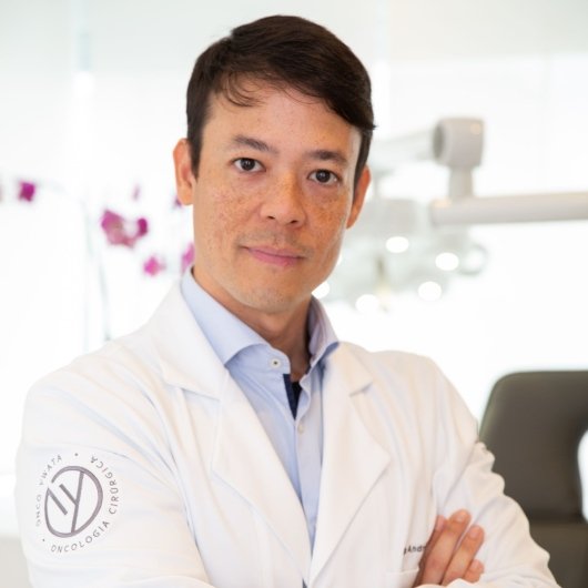 Dr. André Ywata de Carvalho