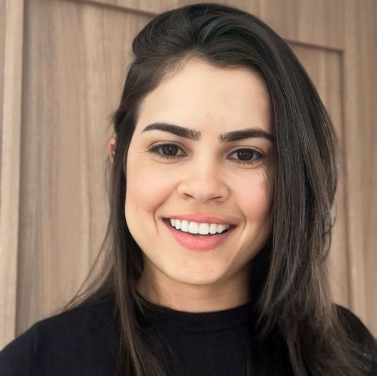 Dra. Laura Antunes