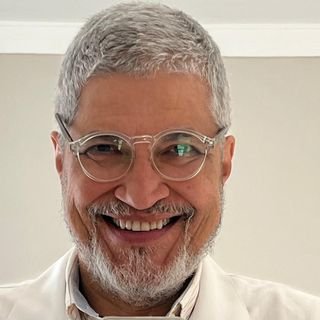 Dr. Andre Luiz Oliveira