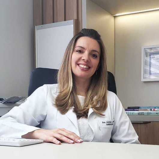 Dra. Andrea Lopes Lipolis