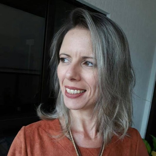 Dra. Sílvia Grandelle da Costa Rosa