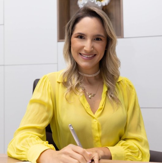 Dra. Regina Helena de Figueiredo Sales