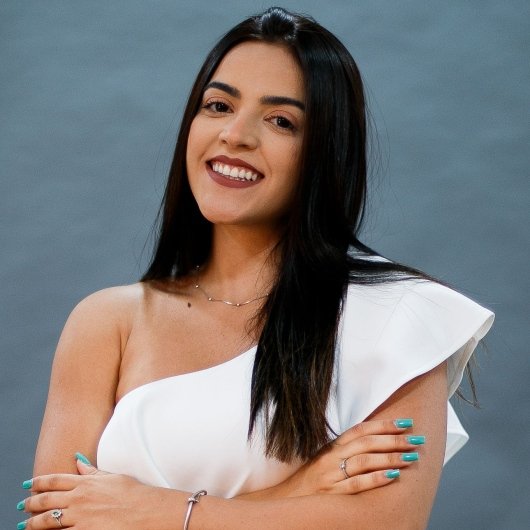 Dra. Anna Carvalho