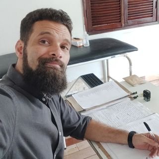Dr. Fabiano Santos Silva
