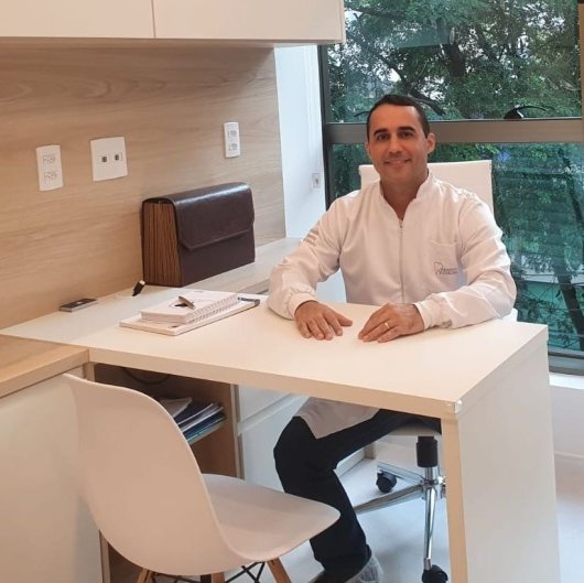 Dr. Breno Pedrosa