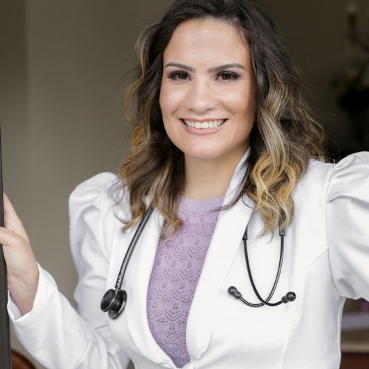 Dra. Aline Ferlin