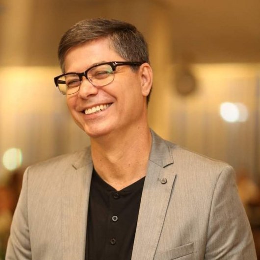 Dr. Sergio Eduardo Oliveira Reis