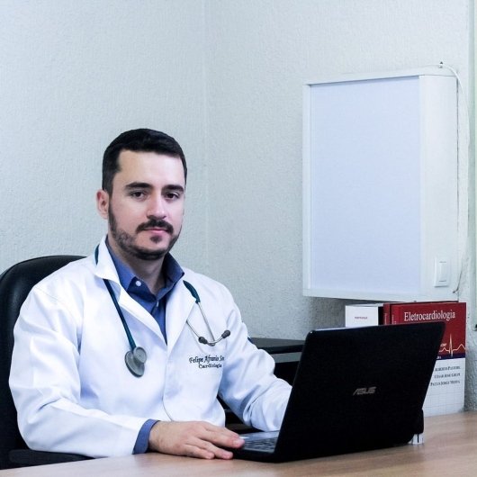 Dr. Felipe Afranio Sousa