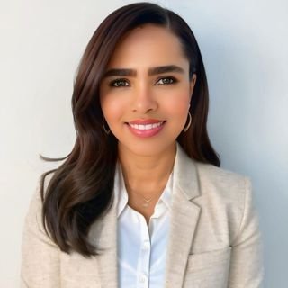 Dra. Marina Souza da Silva