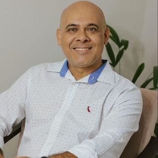 Dr. Ivan Terra