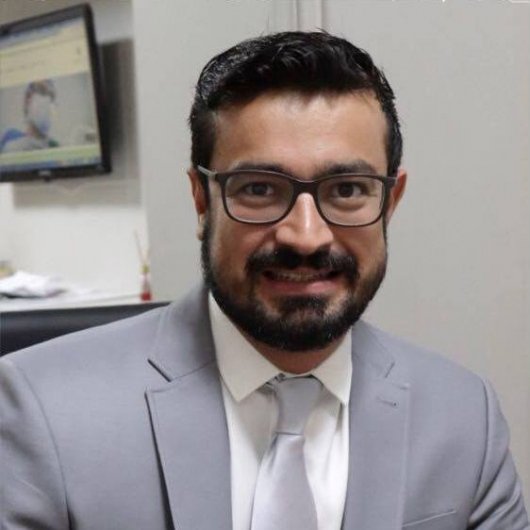 Dr. Thiago Sivieri