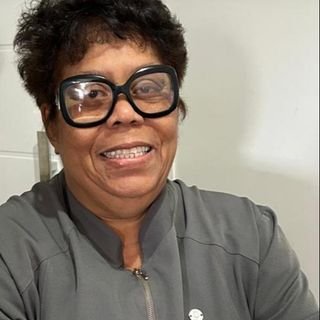 Dra. Rosangela Reis Correia