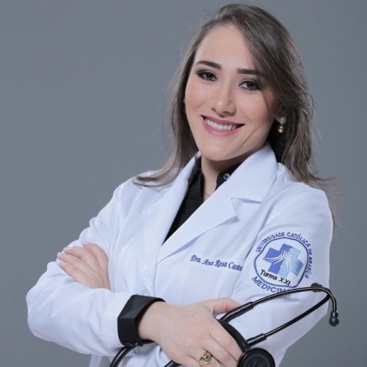 Dra. Ana Rosa Costa Melo