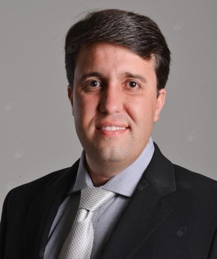 Dr. Gustavo Resende Pereira
