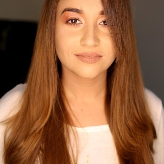 Camila Lobato
