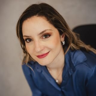 Dra. Stephany Franco