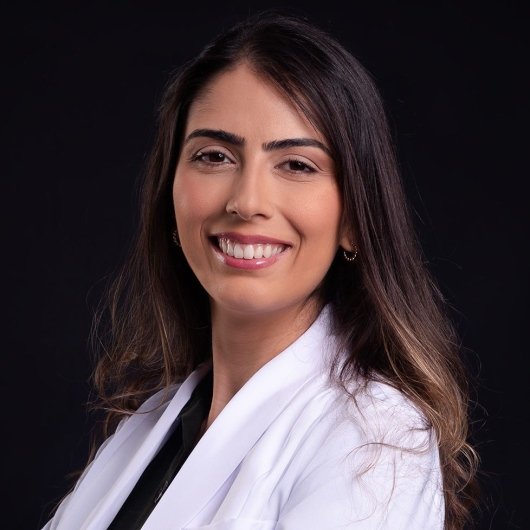 Dra. Melina Dias Torres
