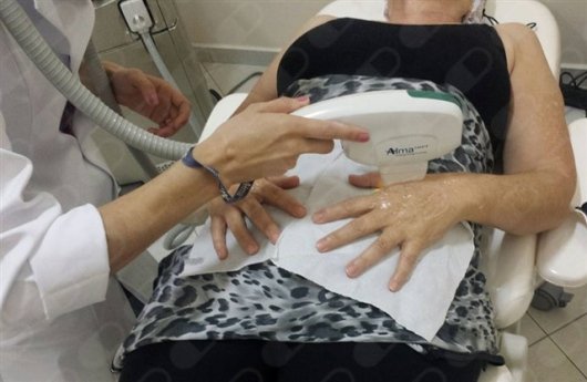 Dra. Clarissa Luiza Dalla Bernardina Carvalho