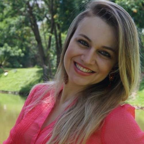 Dra. AGNEIDA VILELA VALE