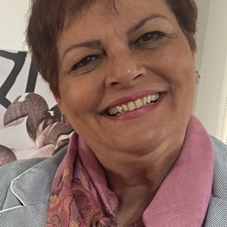 Lourdes Avelar