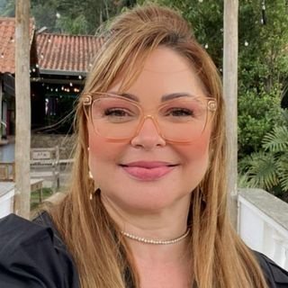 Cristiane Aguirre Pedebos Nunes