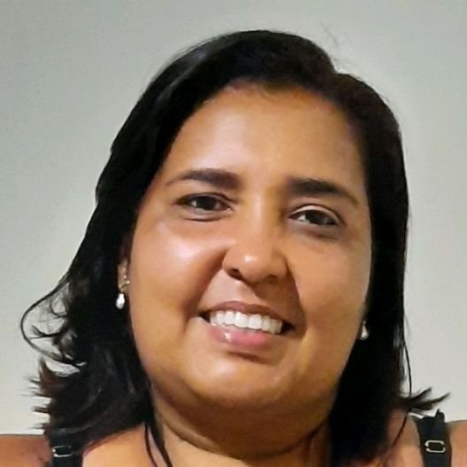 Flávia Barrozo