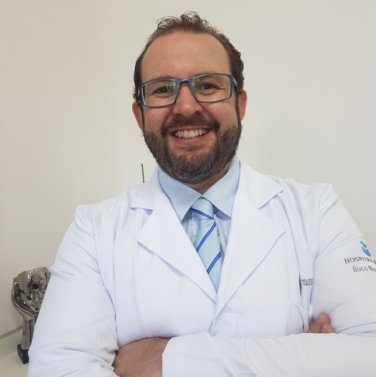 Dr. Leonardo Aguiar