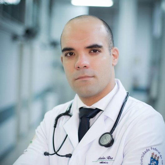 Dr. Thales Ilha