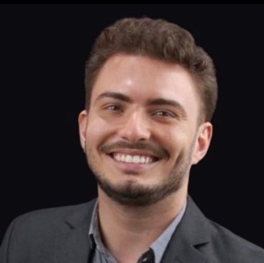 Dr. Mateus Carregal