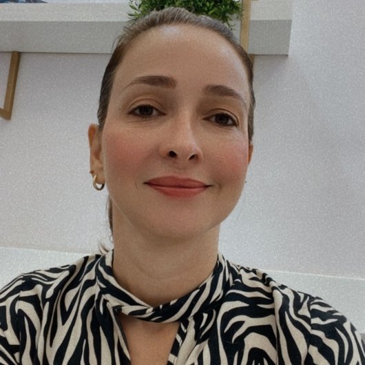 Dra. Leticia Fernandes Figueira