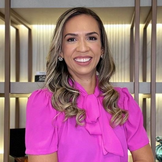 Dra. Elessandra Ribeiro