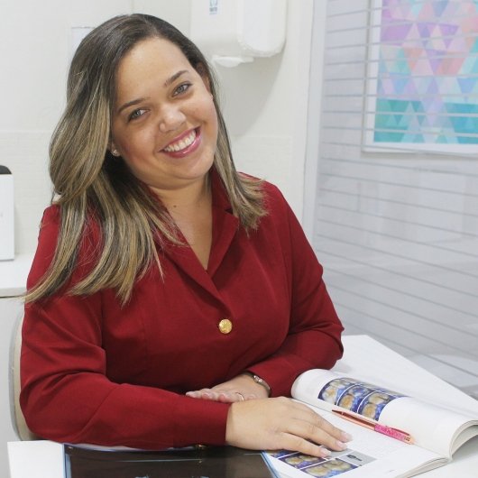Dra. Larissa Lagos