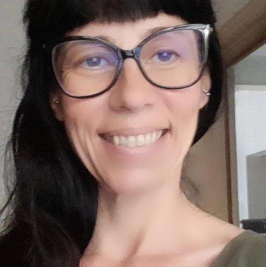 Dra. Manuela Ribeiro Mello