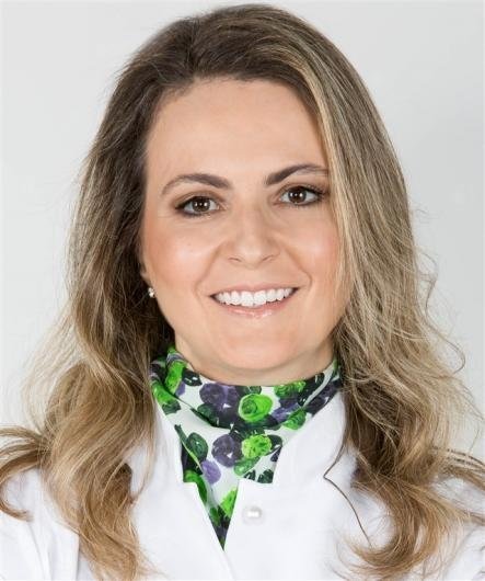 Dra. Francine Costa