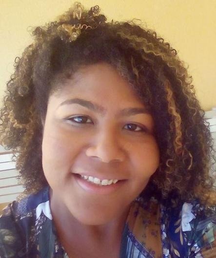 Prof. Juliana Oliveira